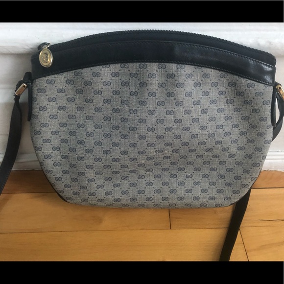 Preloved Gucci Side Bag - Picture 5 of 8